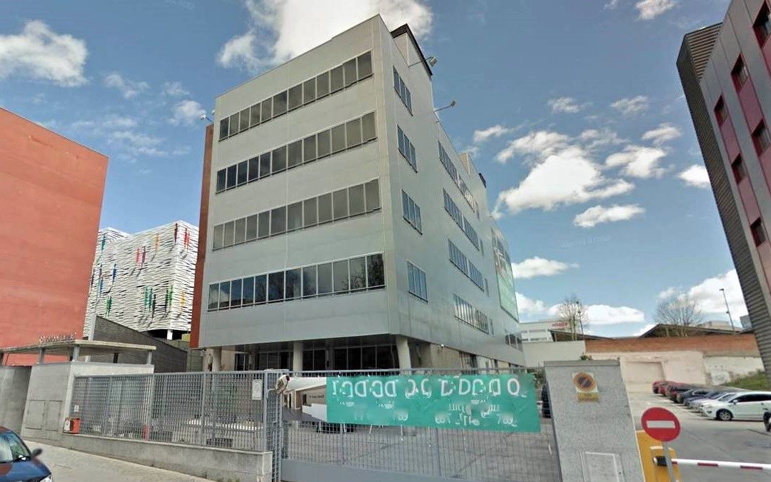 Office Building – Santa Leonor, 32